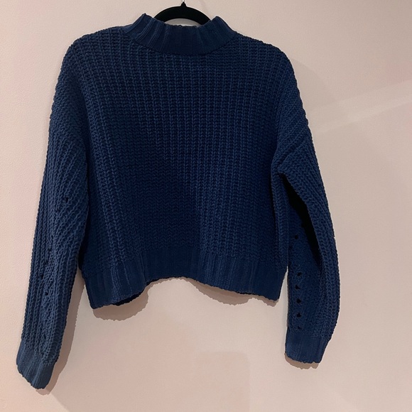 Hollister Blue Knit Sweater - Picture 2 of 5